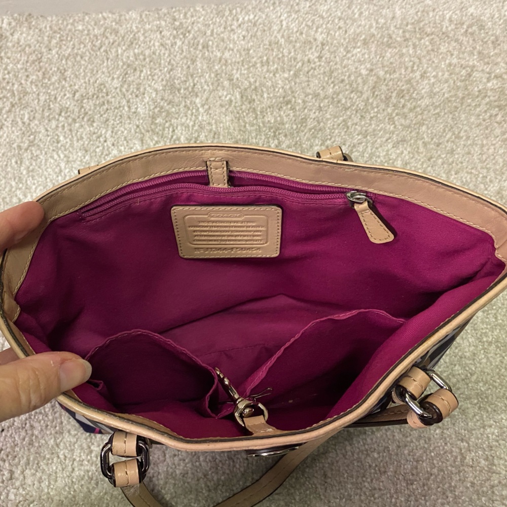 Coach Plum and Tan Logo Purse - Picture 3 of 7